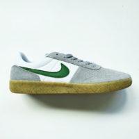 NIKE SB TEAM CLASSIC PARTICLE GREY/GREEN-0